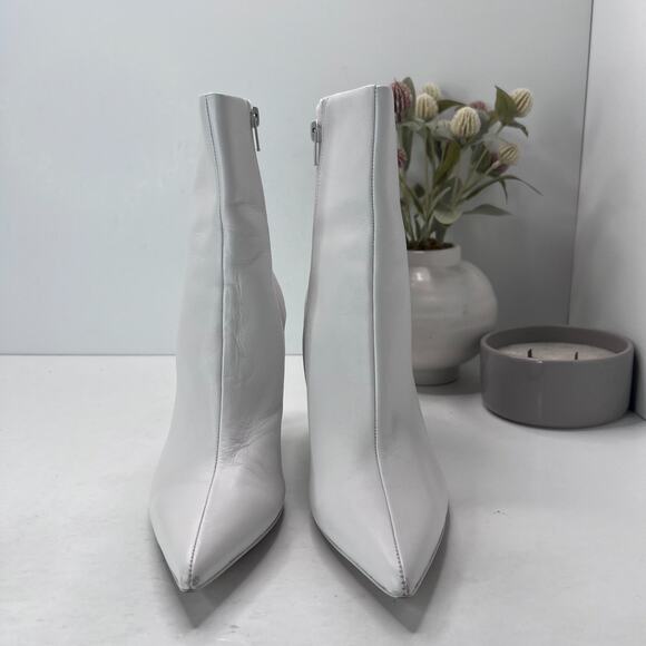Steve Madden Elysia Leather Pointed Toe Ankle Boots White ELYS05S1 Women's 9M - Picture 2 of 9